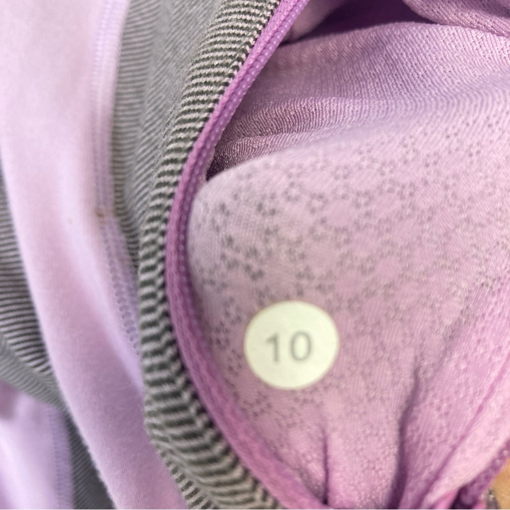 LULULEMON Size 10 Stride Jacket *Brushed in Lilac Heathered Coat Striped - Picture 14 of 15
